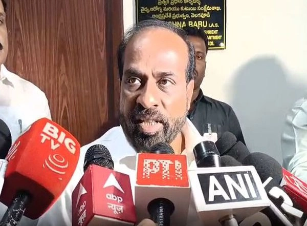 India News | AP Health Minister Directs Urgent Care for Students Hospitalised Due to Food Poisoning in Nandyal