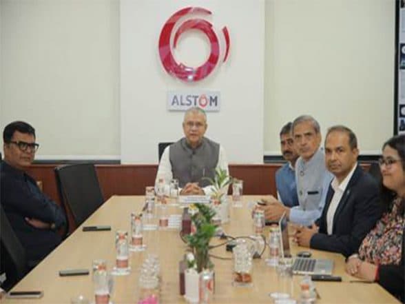 India News | Union Minister Ashwini Vaishnaw Reviews Operations at Savli Facility of Alstom in Vadodara