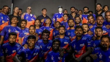 Business News | Cricketer Shreyas Iyer Unveils SoBo Mumbai Falcons Yoddhas Jersey and Flags Off 13 Player Contracts to Empower Emerging Talent