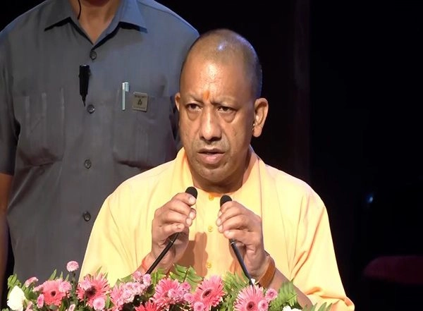 India News | Prioritise Single-connectivity Roads, Approve All Black Spots: CM Yogi