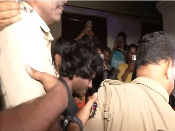 India News | Kerala Rapper Vedan Booked for Sexual Assault on False Promise of Marriage