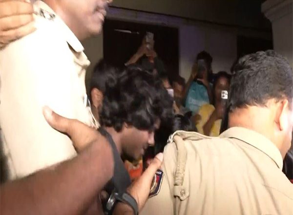 India News | Kerala Rapper Vedan Booked for Sexual Assault on False Promise of Marriage