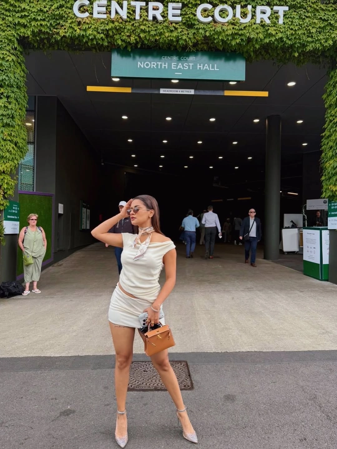 Spotted near Centre Court, Avneet blended right into the elite Wimbledon guest list, radiating elegance and star presence.