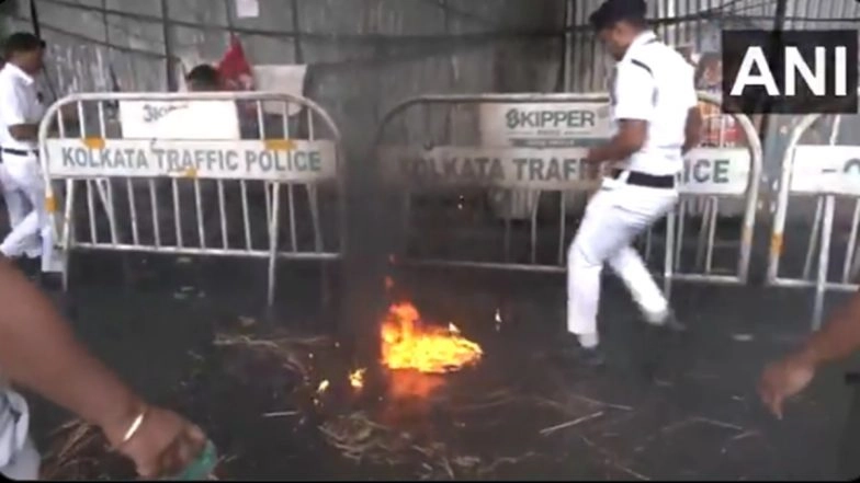 Trade Unions Stage Bharat Bandh Protests Across Country, Rail Tracks Blocked in Jadavpur