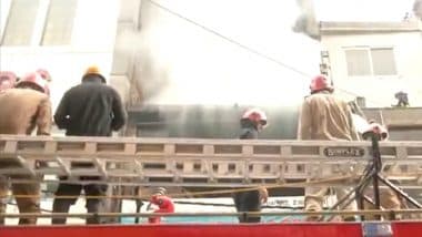 Sadar Bazar: Fire Breaks Out in 3-Story building in Delhi