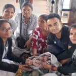Uttar Pradesh: Indian Army Doctor Major Rohit Helps Pregnant Woman Give Birth After She Goes Into Labour at Railway Station in Jhansi (See Pics)