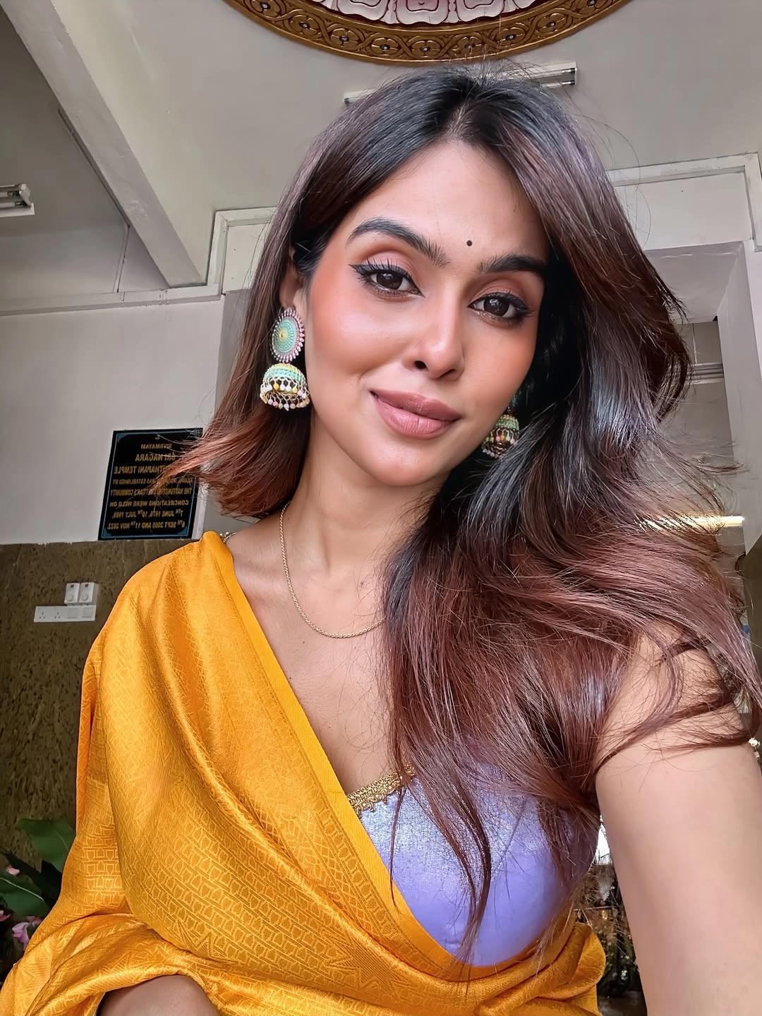 In July 2025, Lishalliny shocked the public by accusing a priest of Indian nationality of molesting her at the Mariamman Temple in Salak Tinggi. Her bold testimony sparked outrage and led to swift police action in Malaysia.