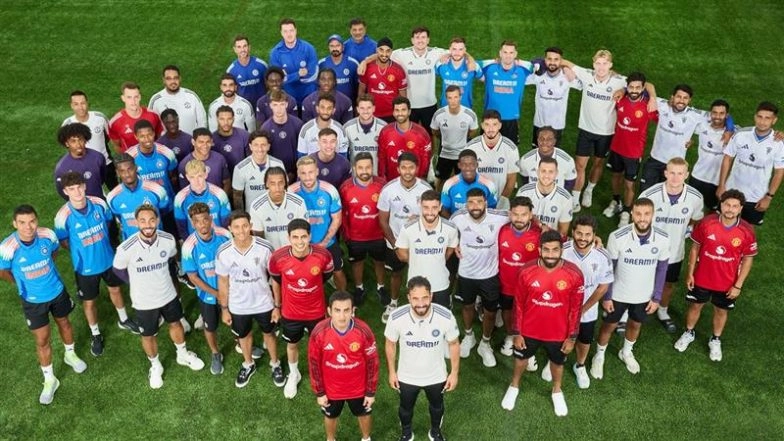 India National Team Cricketers and Coach Gautam Gambhir Meet Manchester United Footballers and Manager Ruben Amorim Ahead of 4th Test at Old Trafford (See Pics)