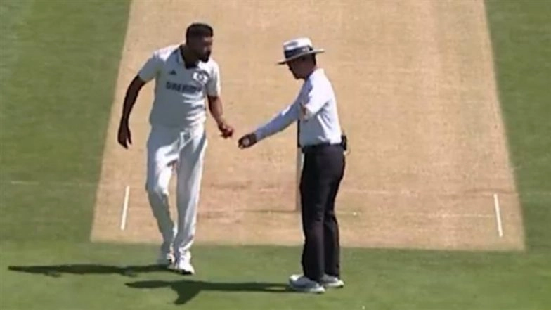 'Is It 10 Overs Old Ball? Seriously?' Mohammed Siraj Expresses Unhappiness Over Replacement Ball During IND vs ENG 3rd Test 2025 at Lord's Cricket Ground (Watch Video)