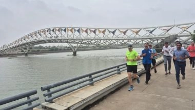 ‘One of the Nicest Places I’ve Run’, Omar Abdullah Praises Ahmedabad’s Sabarmati Riverfront During Gujarat Visit (See Pics)