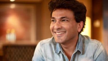 Vikas Khanna Shares Enchanting Memory of Hosting Shah Rukh Khan Under a Moonlit Sky