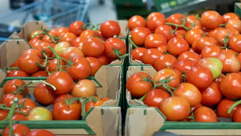 Tomato Prices Double in Tamil Nadu As Rain Hits Supply
