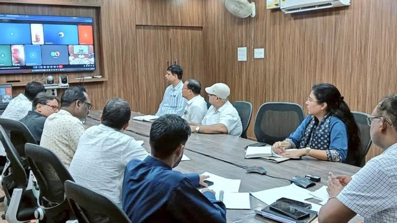 Porn Video Played During Zoom Meeting of Teachers With Maharajganj DM Santosh Kumar Sharma, FIR Registered Against 2 ‘Unidentified’ Participants