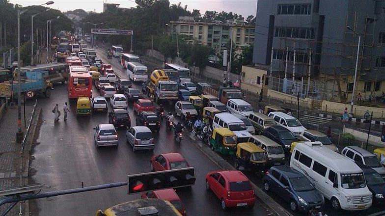 Bangalore Traffic Fines Discount: Bengaluru Traffic Police Offer 50% Rebate on E-Challans, Know How To Pay Pending Challan Online and Last Date