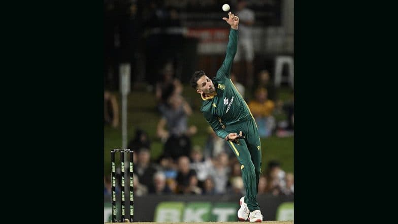 AUS vs SA 1st ODI 2025: Keshav Maharaj Reaches 300 ODI Wickets, Takes Five-Wicket As South Africa Thrash Australia in Series Opener