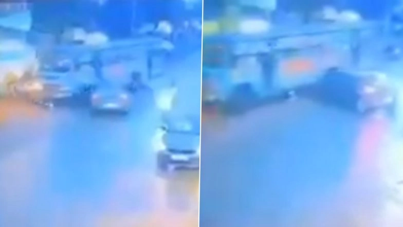 Muzaffarnagar: Driver Beaten to Death by Mob After Bus Loses Control Runs Over Bike Riders in UP’s Mirapur, Probe On (Watch Video)