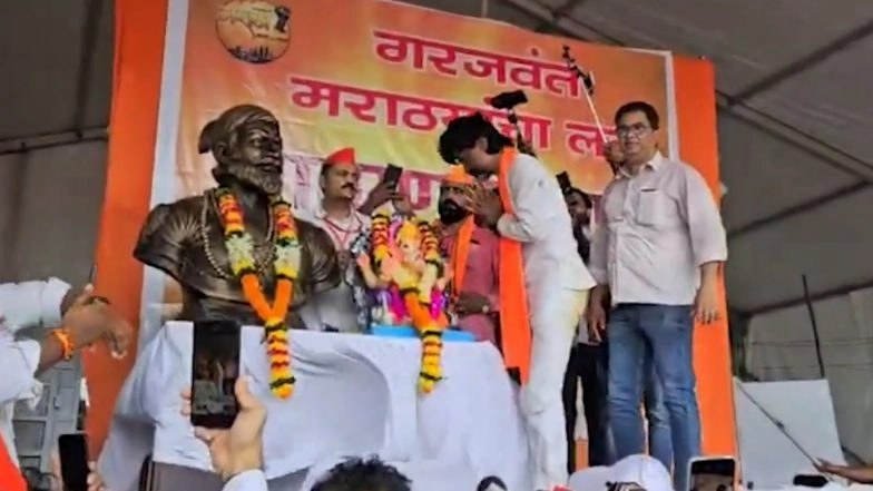 Maratha Morcha in Mumbai: Manoj Jarange Patil Granted Permission To Extend ‘Maratha Reservation’ Protest at Azad Maidan for 1 More Day