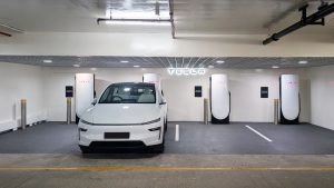 Tesla All-in-One Centre Opens in Gurugram As Elon Musk’s EV Company Expands in India, New Facility Combines Sales, Service and Charging