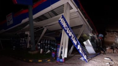 Udhampur: Massive Landslide Triggered by Rainfall Crushes Petrol Pump Under Its Debris on Jammu-Srinagar Highway in Jammu and Kashmir (Watch Video)