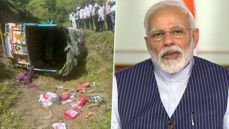 Pune Road Accident: 7 Devotees Killed, Several Injured After Pick-Up Truck Going to Kundeshwar Shiva Temple Falls Into 25&ndash;30 Feet Down Gorge in Maharashtra; PM Narendra Modi Announces Ex Gratia