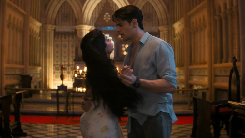 &lsquo;Param Sundari&rsquo;: Christian Group Expresses Disappointment Over Scene Featuring Sidharth Malhotra and Janhvi Kapoor Flirting Inside Church, Demands Makers To Remove the Part