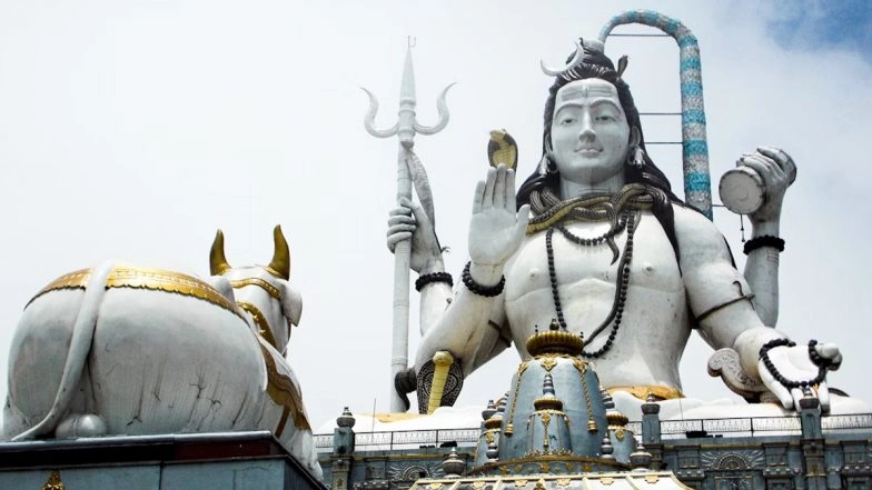 Lord Shiva Photos and Mahadev HD Wallpapers For Free Download Online: Om Namah Shivaya Pictures and Bholenath Images To Share Monday Morning Greetings