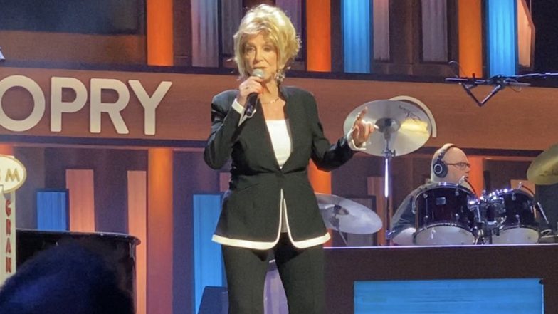 ‘Don’t Touch Me’ Singer Jeannie Seely Dies at 85