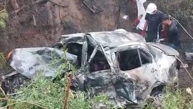 Surendranagar Road Accident: 8 Killed After 2 Cars Collide on National Highway in Gujarat, Disturbing Video Surfaces
