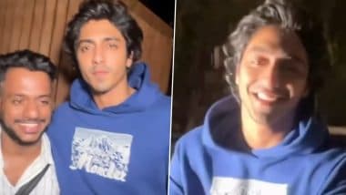 ‘Saiyaara’ Boy Ahaan Panday Spotted in Mumbai, Clicks Selfies With Paparazzi and Thanks Media for Love (Watch Video)