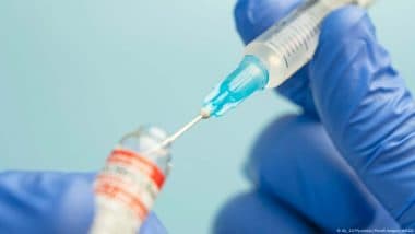 Experts Alarmed by US Cuts to MRNA Vaccine Research