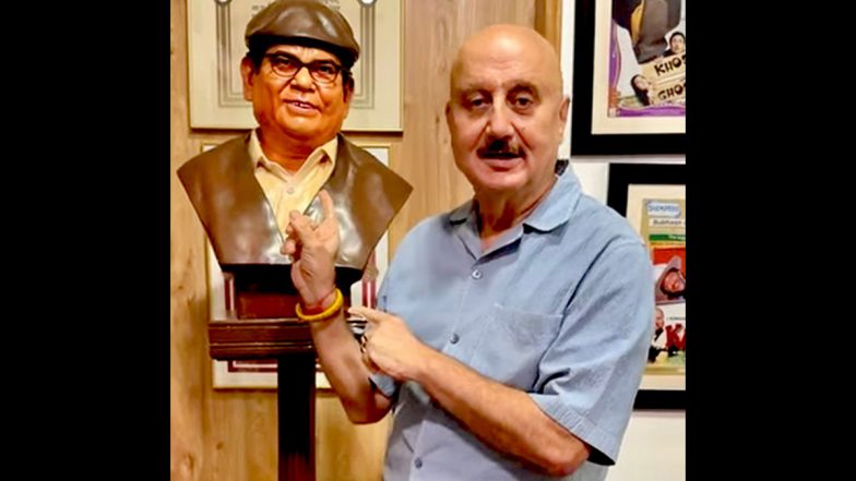 ‘Satish Kaushik Scholarship’: Anupam Kher To Launch Scholarship To Honour Memory of Late Friend (Watch Video)