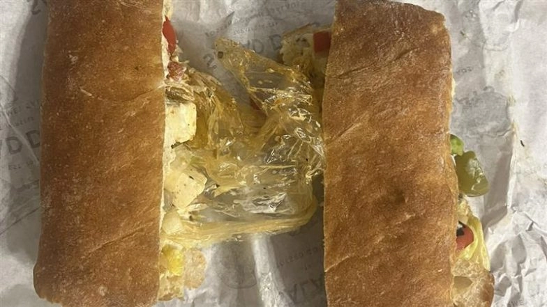 Gurugram Man Finds Plastic Glove Inside Sandwich Ordered on Zomato From ‘Salad Days’, Customer’s Post Prompts Apologies and Investigation by Both Platform and Restaurant