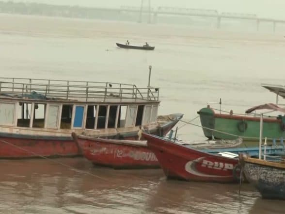 India News | UP: Ganga Swells to Danger Mark in Varanasi, Varuna Floods Trigger Evacuations
