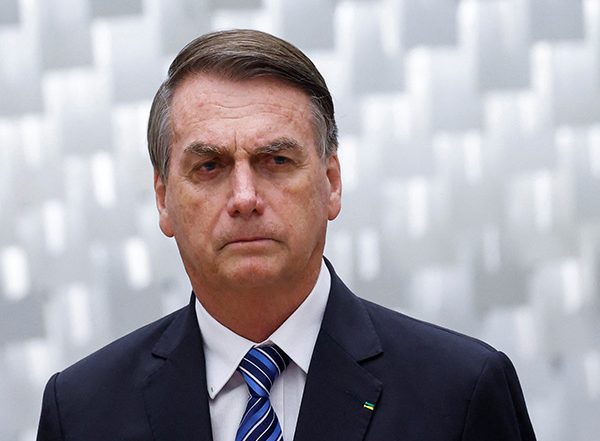 World News | Brazil Police Raid Bolsonaro's Home, Fit Ankle Tag over Fears Flight Risk Amid Coup Trial