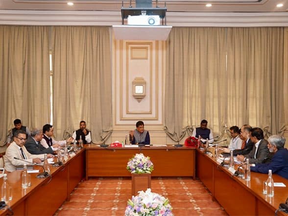 Business News | Piyush Goyal Meets Steel, Engineering Sector Leaders to Boost Competitiveness and Global Role