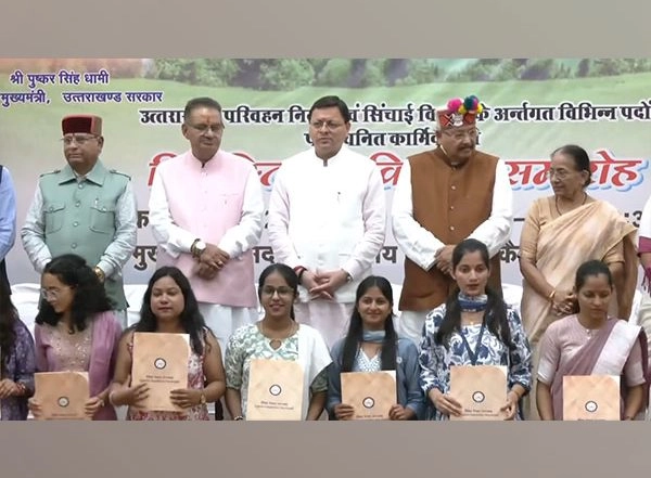 India News | Uttarakhand CM Dhami Distributes Appointment Letters to Selected Candidates Under Irrigation Dept and Transport Corporation