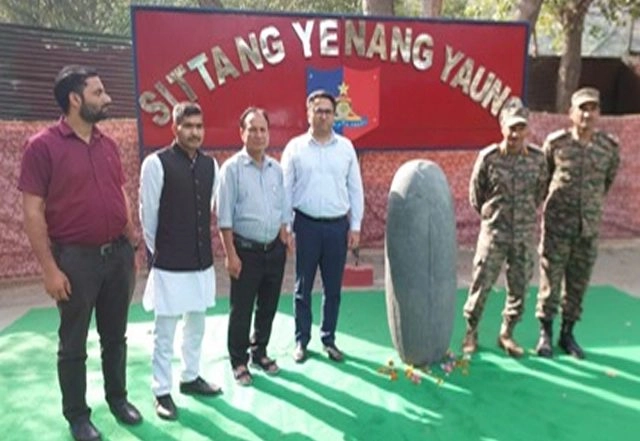 India News | Kashmir: 10th-century Shivling Found During Excavation in Baramulla