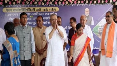 India News | Union Railway Minister Ashwini Vaishnaw Announces Development of Two New Railway Terminals and Port Container Terminal in Bhavnagar