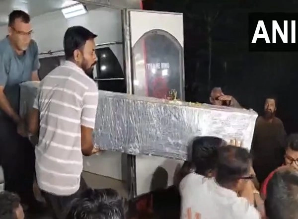 India News | Mortal Remains of Puri Girl Arrives in Odisha from Delhi