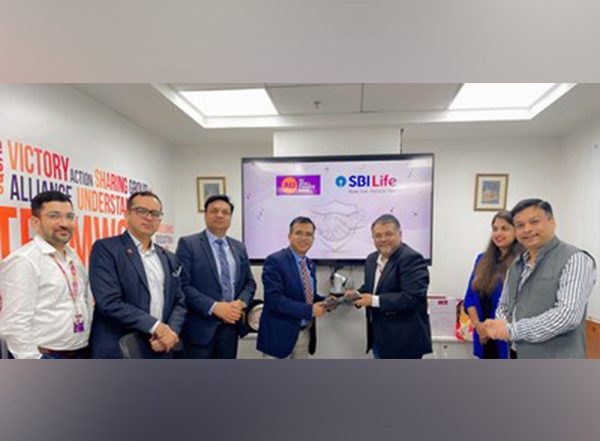 Business News | SBI Life Insurance Joins Hands with AU Small Finance Bank to Make Comprehensive Insurance Solutions Accessible Across India