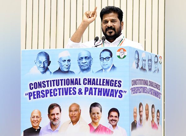 India News | Telangana CM Revanth Reddy Condoles Former Jharkhand CM Shibu Soren's Demise