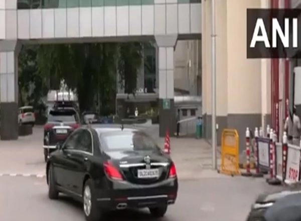 India News | Jharkhand Former CM Shibu Soren's Demise: President Murmu Visits Sir Ganga Ram Hospital