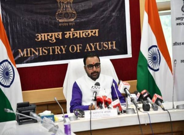 India News | National Medicinal Plants Board, Ayush Ministry Signs Strategic MoUs to Strengthen Conservation of Medicinal Plants
