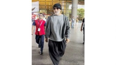 Entertainment News | Airport Diaries: Akshay Kumar Rocks Salt and Pepper Look, Greets Paps with a Smile