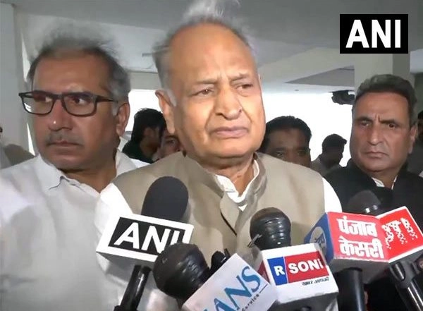 India News | Satyapal Malik Always Raised His Voice for Farmers: Former Rajasthan CM Gehlot