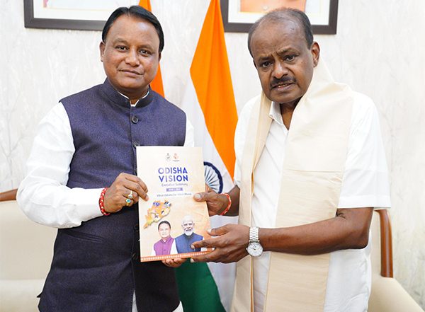 India News | Odisha CM Majhi Calls on Union Minister HD Kumaraswamy to Discuss Steel Sector Growth