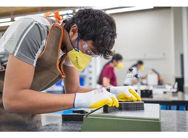 Business News | Ahmedabad University Opens 24x7 Student-Managed Tinkerers' Lab Equipped with Cutting-Edge Tools