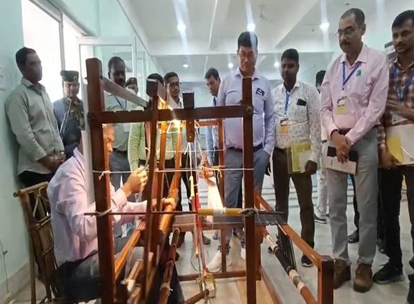 India News | Tripura: 11th National Handloom Day Celebrated at Agartala's Pragya Bhawan