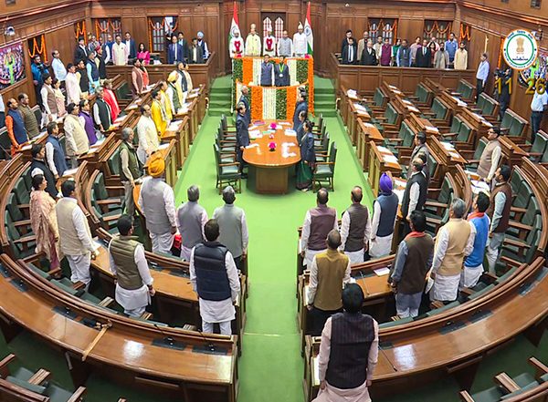 India News | 'Phansi Ghar' Row: Delhi Assembly Speaker Refers Matter to Privileges Committee, Kejriwal, Sisodia to Be Summoned