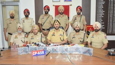 India News | Punjab: Cross Border Arms Smuggling Network Busted in Amritsar; Four Held with 7 Pistols
